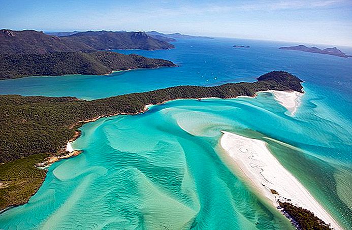 10-top-rated-tourist-attractions-of-the-whitsunday-islands-2.jpg