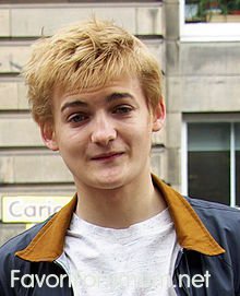 220px-Jack_Gleeson_(August_2012)_(headshot).jpg