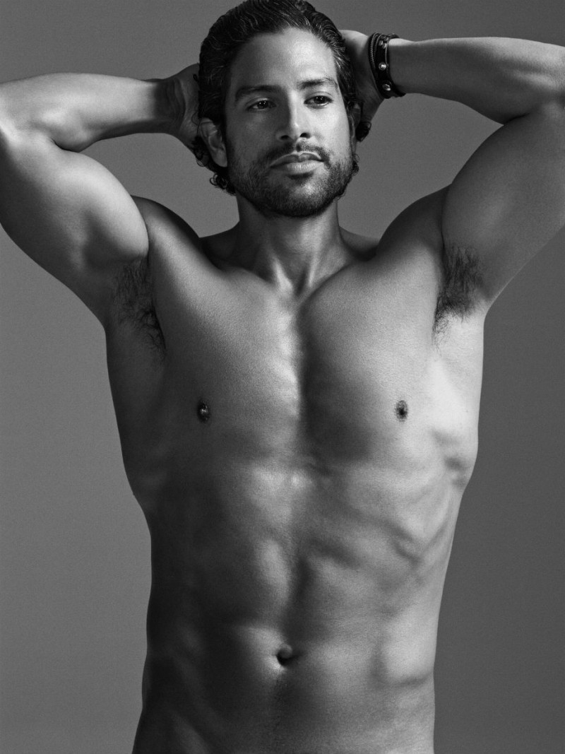 Adam-Rodriguez-Nude-Photo-Shoot-Cosmopolitan-UK-800x1067.jpg