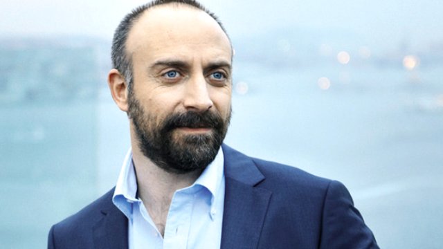 halit-ergenc-ekrana-geri-donuyor-yeni-partneri-8084131_x_5025_o.jpg