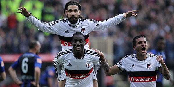 olcay-demba-ba-01_C4GNU.jpg