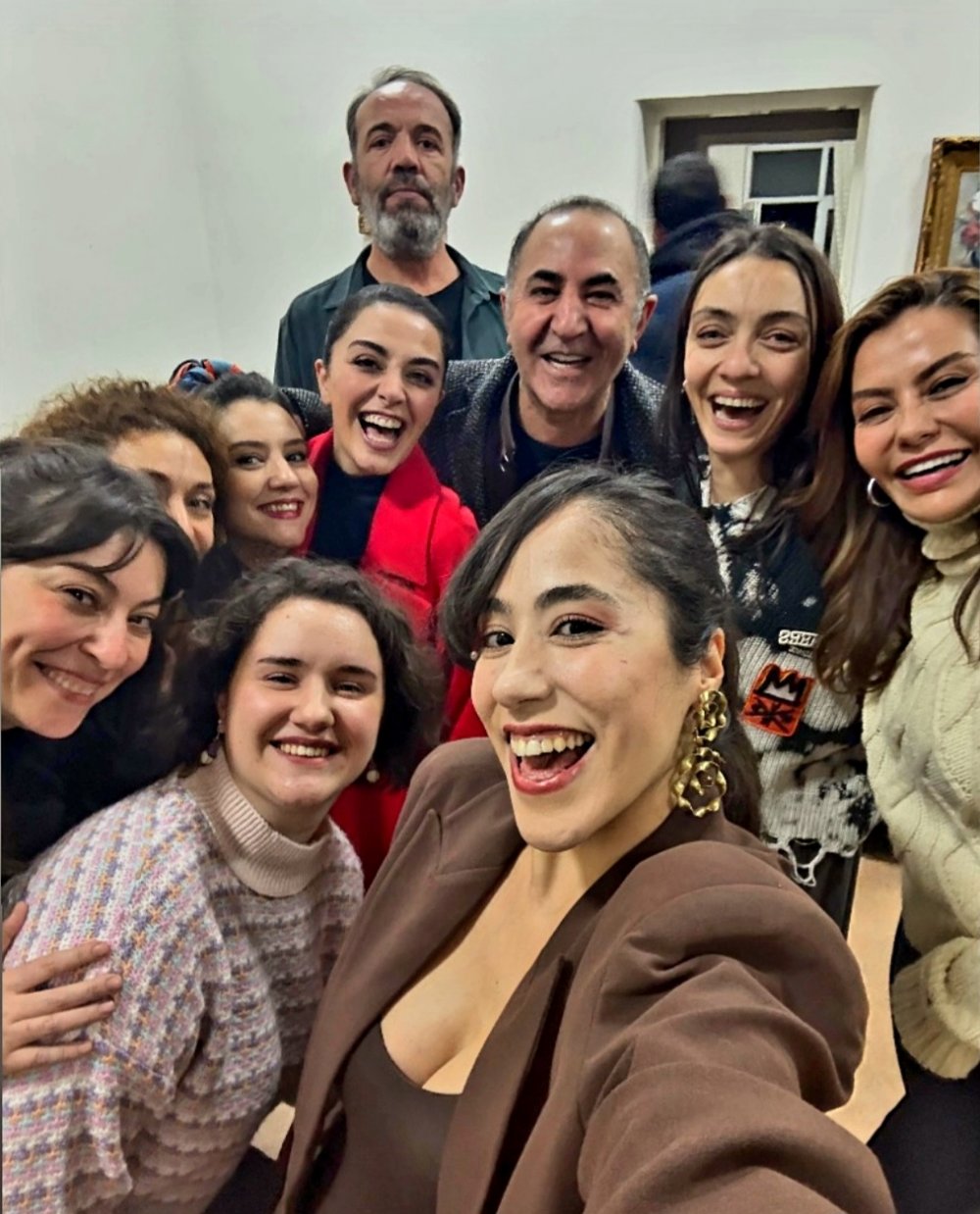 Screenshot_20251209_172906_Instagram.jpg Screenshot_20251209_172906_Instagram.jpg